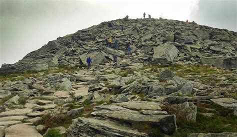 Zdjęcie panoramiczne z Przełęczy Brona w stronę szczytu Babiej Góry