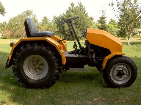 Thematic photo of a homemade SAM tractor with a Fiat 126p engine