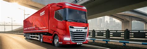 Chronologiczny rozwój modeli DAF XF z zaznaczeniem generacji silników i norm emisji