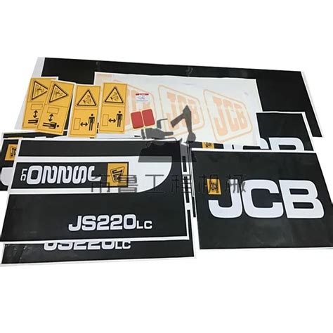 Różne typy naklejek i logo na maski koparek JCB