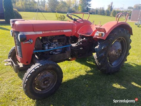 Ciągnik Massey Ferguson MF 2M.55 z osprzętem hydraulicznym