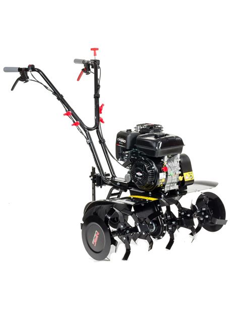 Glebogryzarka spalinowa z silnikiem Briggs & Stratton w trakcie pracy w ogrodzie