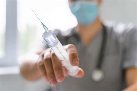 Schemat przedstawiający różne rodzaje znieczulenia stomatologicznego: od miejscowego po ogólne
