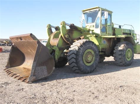 Thematic photo of a Terex wheel loader working on a construction site or in a recycling facility