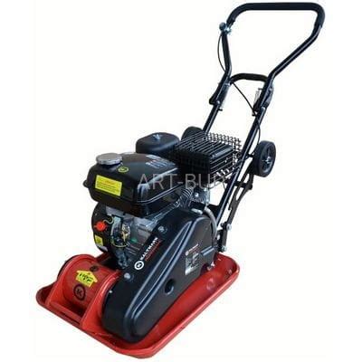 zdjęcie zagęszczarki Kaltmann K-ZG90 Pro z zamontowaną matą ochronną