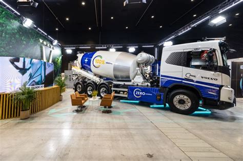 Volvo FMX podczas pracy w kamieniołomie
