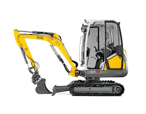 Wnętrze kabiny minikoparki Wacker Neuson ET18 z widocznymi ergonomicznymi joystickami