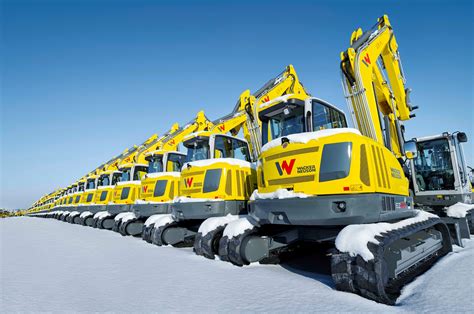 Schemat budowy płyty wibracyjnej Wacker Neuson z zaznaczeniem kluczowych komponentów