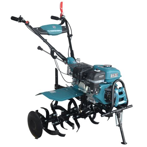 Zdjęcie glebogryzarki spalinowej Könner & Söhnen 7HP-1050G w akcji na polu
