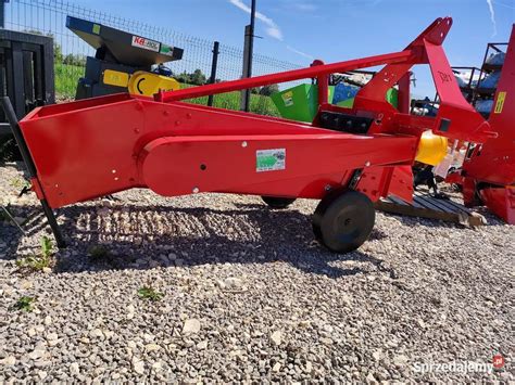 Ilustracja zasady działania kopaczki wibracyjnej do ziemniaków