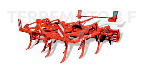 Infographic comparing fixed vs. hydraulic folding frames of cultivators in the Maschio Gaspardo Terremoto 3 series.