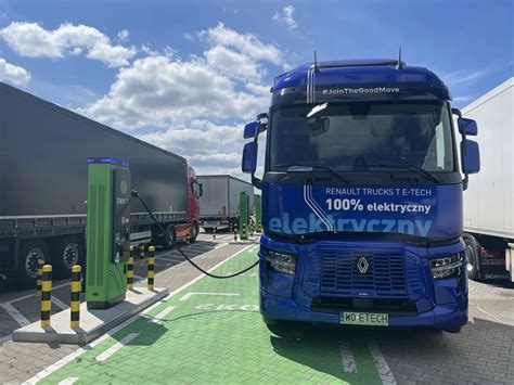 Schemat aerodynamiczny ciągnika siodłowego Renault T z naczepą