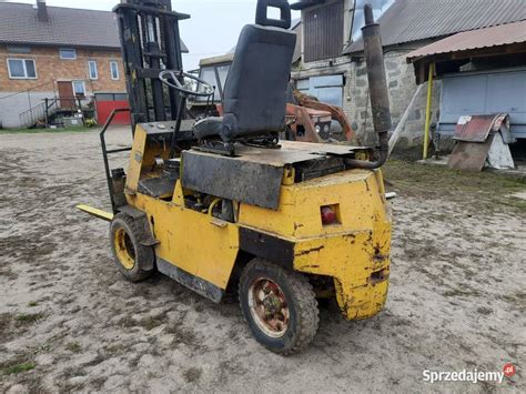 Wózek widłowy Komatsu z silnikiem Nissan