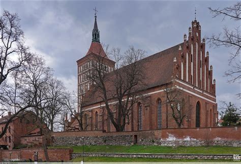 Zdjęcie historycznego A-traktora w Szwecji