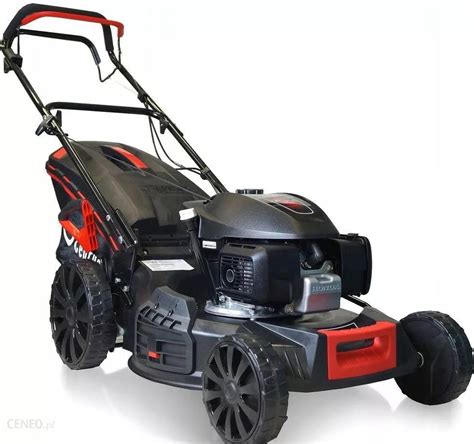 Kosiarka spalinowa w akcji