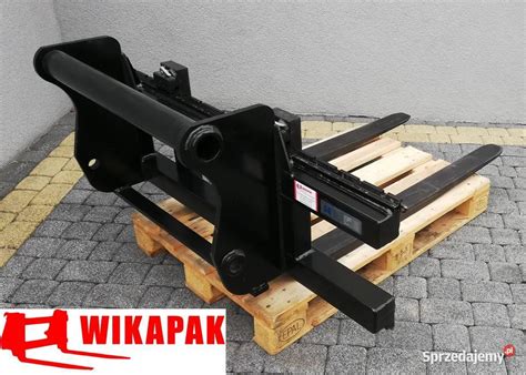 Widły paletowe i karetka do koparko-ładowarki JCB