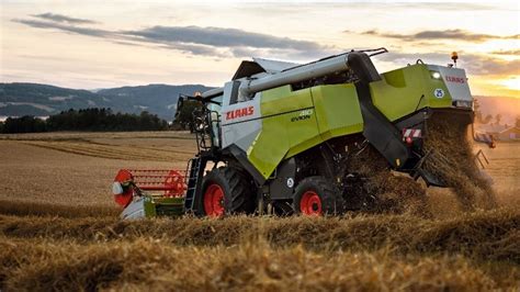 Zestawienie kombajnów Claas różnych serii
