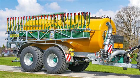 Photo of a Zunhammer SKE 18.5 PU slurry tanker