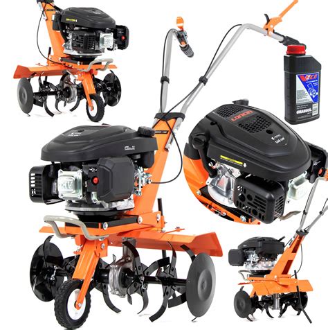 Glebogryzarka spalinowa Husqvarna z napędem, w tle zielony ogród