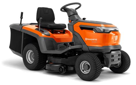 Traktor ogrodowy Husqvarna w akcji na dużym trawniku