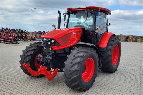 Wizualizacja ciągnika ZETOR Seria 6, prezentująca nowy design