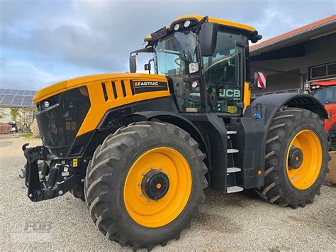 Szczegółowe zdjęcie ciągnika JCB FASTRAC 8330