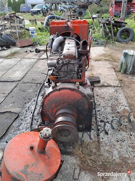 silnik Leyland E 400 w ciągniku Piast