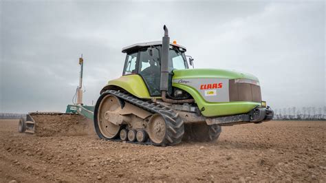 ciągnik Claas Challenger 35