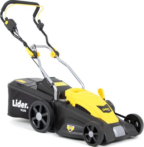 Zdjęcie przedstawiające kosiarkę elektryczną Lider Plus GTK1800 w akcji na trawniku.