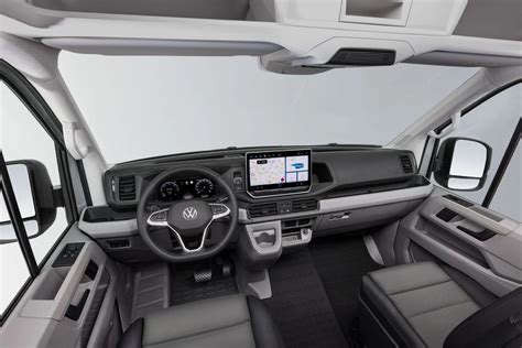 Wnętrze nowoczesnego Volkswagena Craftera