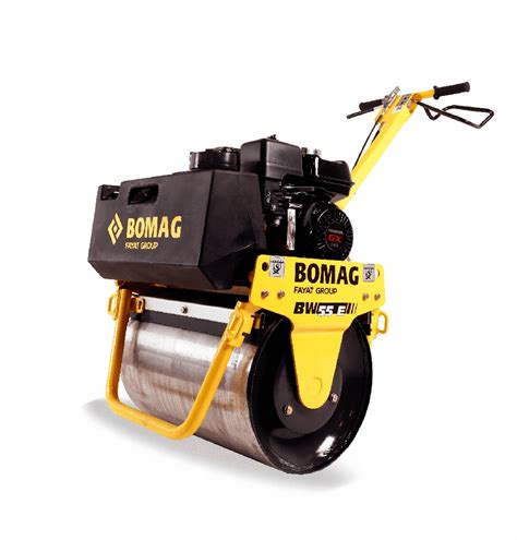 Walec jednobębnowy Bomag zagęszczający grunt