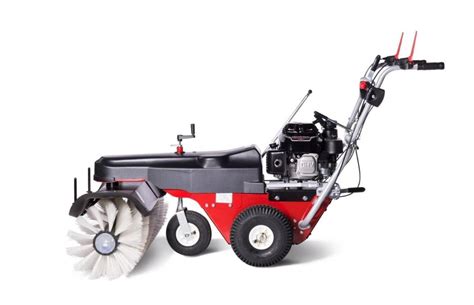 Zamiatarka spalinowa z silnikiem Briggs & Stratton w akcji