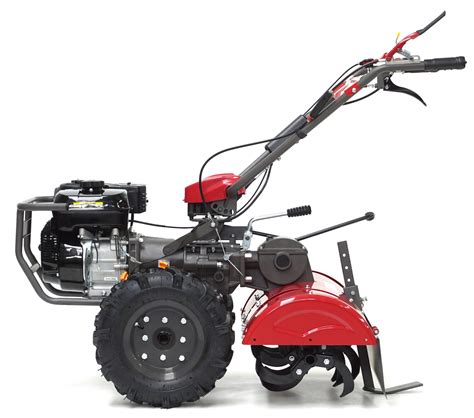 glebogryzarka spalinowa HORTMASZ HGS X620N w pracy na polu