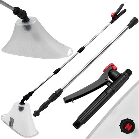 Ogród z osobą używającą opryskiwacza plecakowego do zraszania roślin