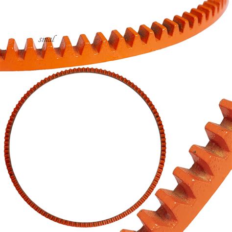 Zbliżenie na żeliwny wieniec betoniarki Altrad Belle BWE-190