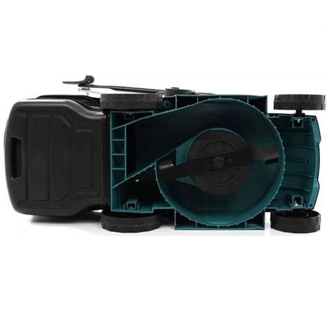 Infografika porównująca kluczowe parametry modeli Makita ELM3320 i ELM4621.