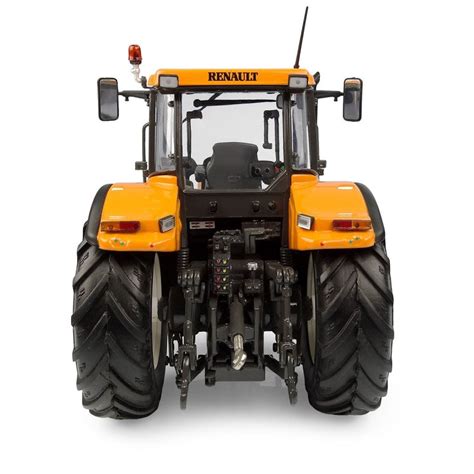 Zdjęcie wnętrza kabiny ciągnika Renault Ares 816RZ