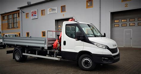 IVECO Daily wywrotka z HDS w akcji