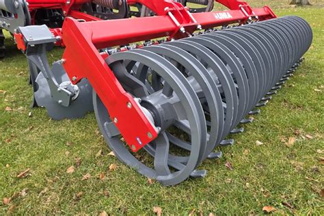 Różne typy wałów uprawowych