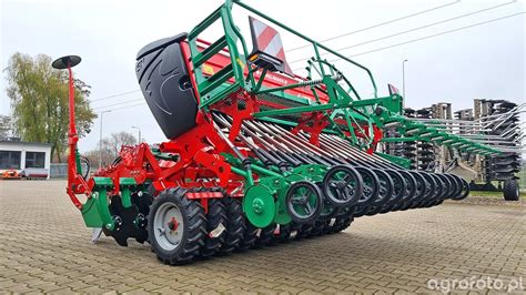 zdjęcie agregatu uprawowo-siewnego