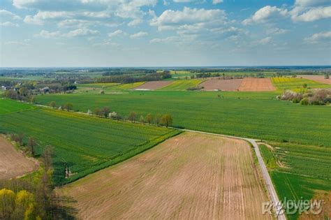 zdjęcie panoramy regionu Kujawsko-Pomorskiego z polami uprawnymi