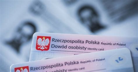 Zdjęcie symbolizujące zagubiony lub uszkodzony dokument