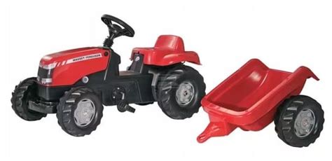 Zabawkowy traktor na pedały Massey Ferguson z dzieckiem