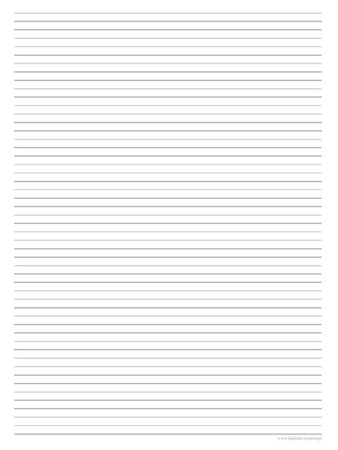 Zdjęcie przedstawiające trzy linie hydrauliczne wychodzące z koparki, z opisem ich potencjalnego przeznaczenia (młot, skarpówka, szybkozłącze).