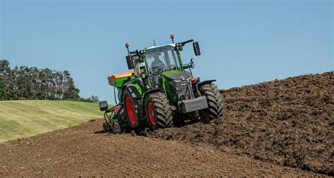 Zastosowania ciągników Fendt w rolnictwie i pracach komunalnych