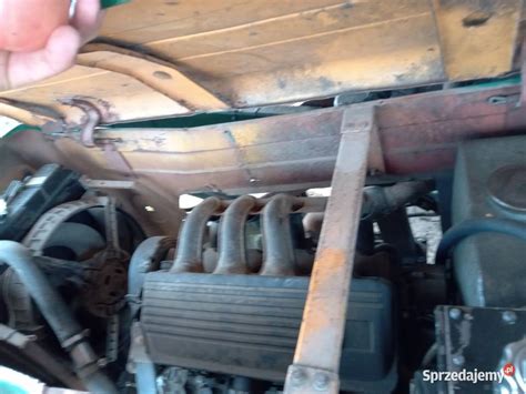 Jeden z wczesnych ciągników typu SAM z lat 50., zbudowany z dostępnych części.