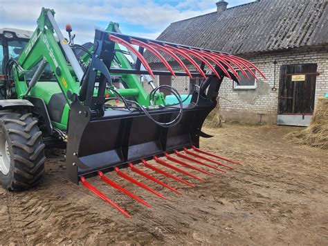 grafika przedstawiająca różne typy zębów do ładowacza czołowego