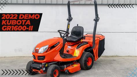 Zdjęcie kokpitu operatora traktorka Kubota GR1600-II