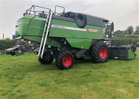 Fendt Corus 518 combine harvester, highlighting its comfortable cabin and multi-functional joystick.