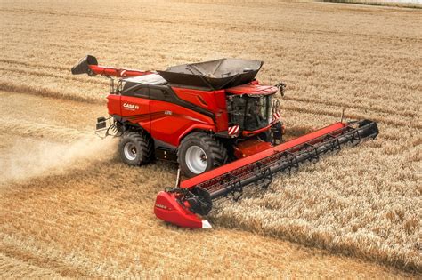 Historyczne maszyny żniwne i schemat ewolucji kombajnów Hemas Farmer
